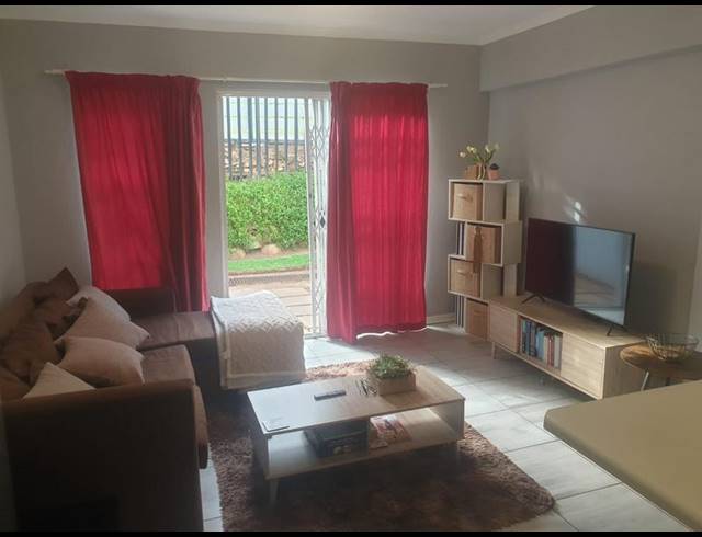 2 BEDROOM PROPERTY TO RENT IN NORTHCLIFF